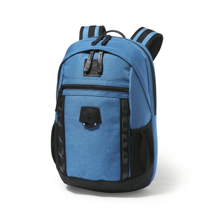 OAKLEY VOYAGE 22L BACKPACK –   